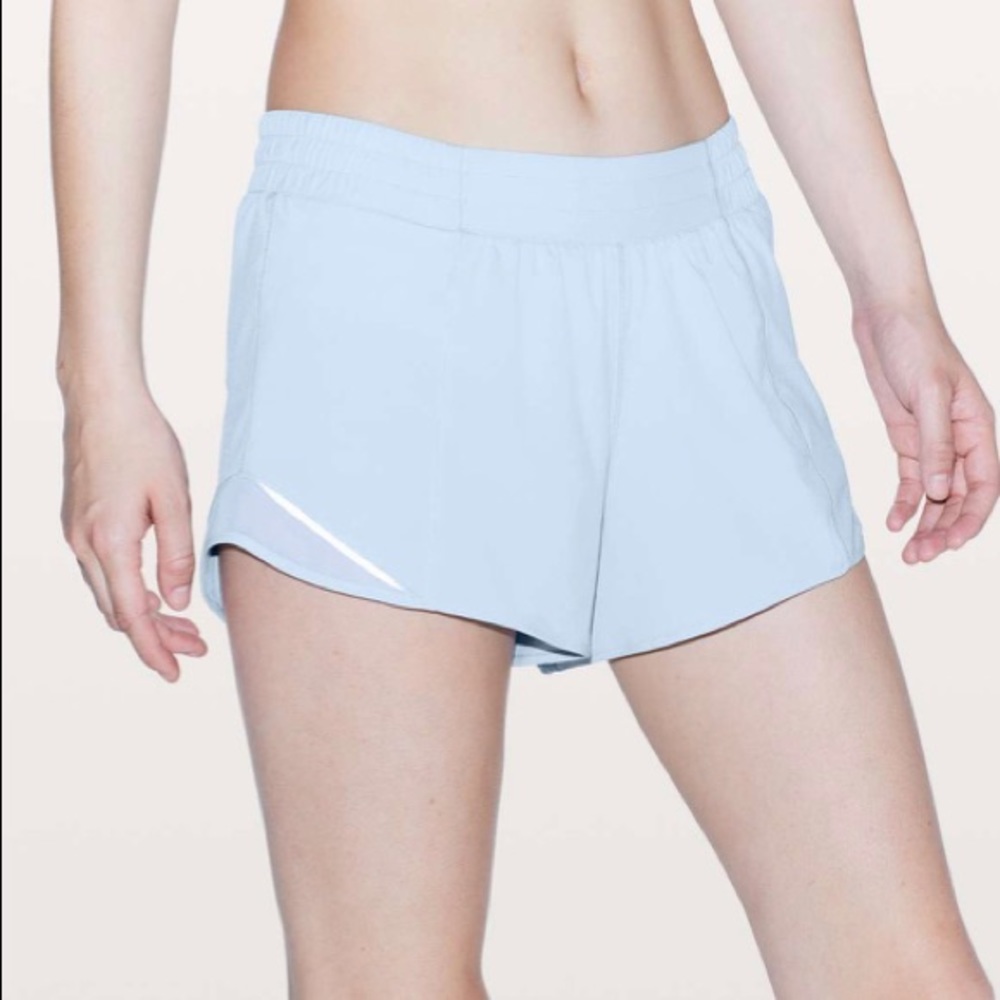 Lululemon Hotty Hot Shorts 4”